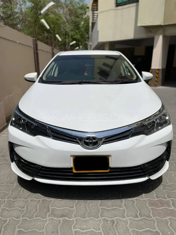 Toyota Corolla 2017 for Sale in Karachi Image-1