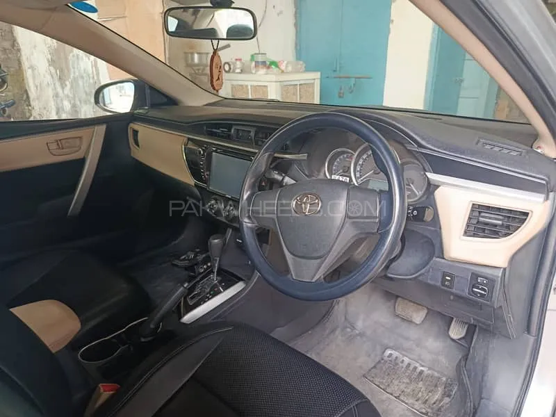 Toyota Corolla 2016 for Sale in Lahore Image-1