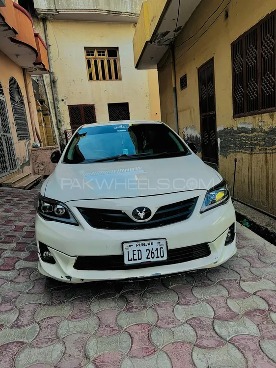 Toyota Corolla 2012 for Sale in Jalalpur Jattan Image-1