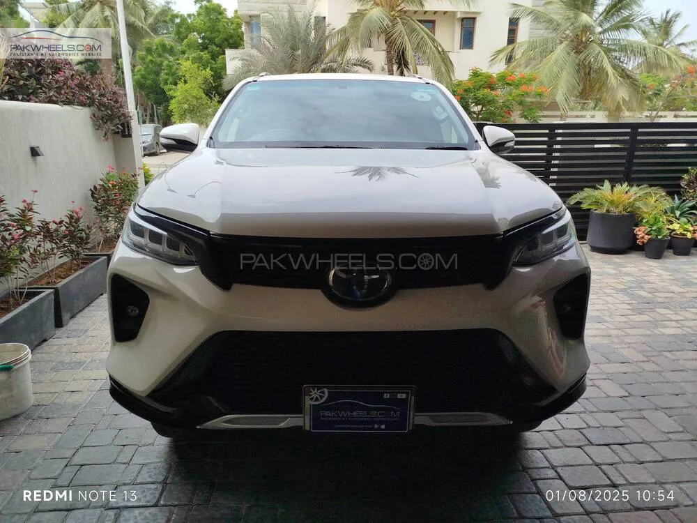 Toyota Fortuner 2017 for Sale in Karachi Image-1