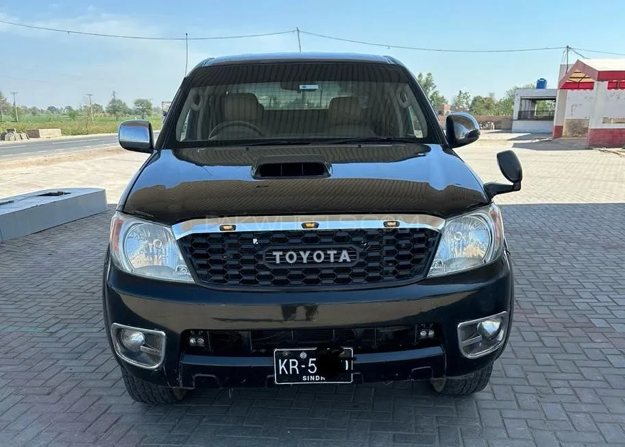 Toyota Hilux 2008 for Sale in Islamabad Image-1