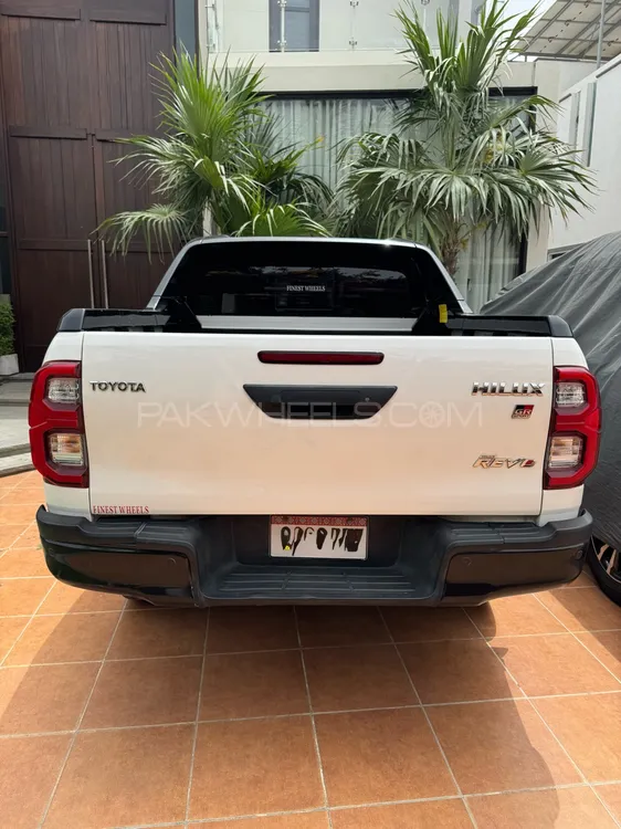 Toyota Hilux 2023 for Sale in Karachi Image-1