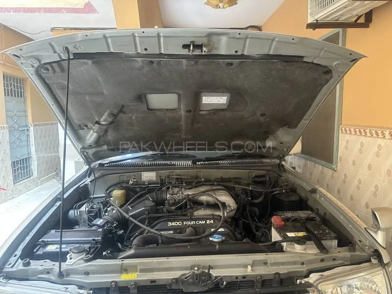 Toyota Surf 2001 for Sale in Lasbela Image-1