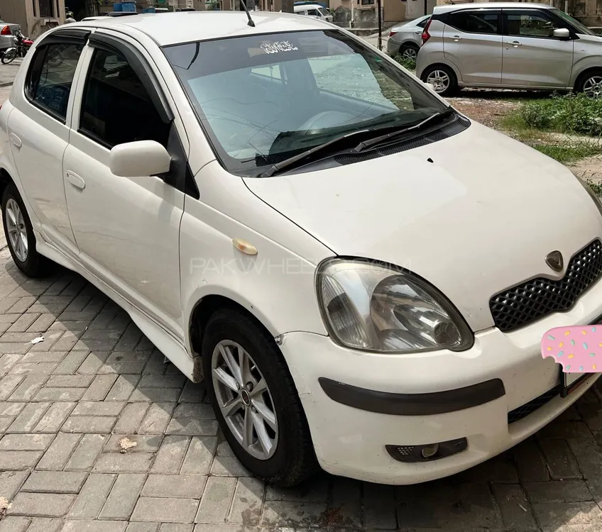 Toyota Vitz 2002 for Sale in Islamabad Image-1
