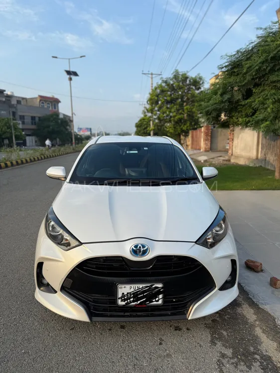 Toyota Yaris Hatchback 2022 for Sale in Lahore Image-1