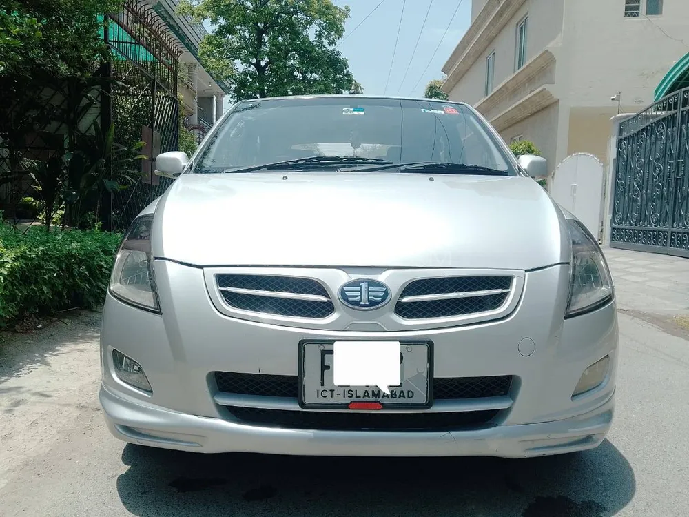 FAW V2 2015 for Sale in Lahore Image-1