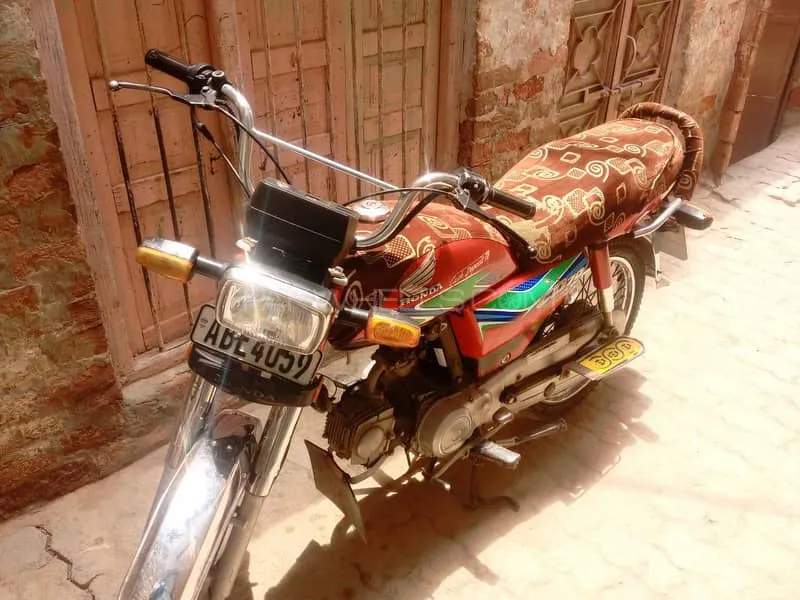 Honda CD 70 2018 for Sale Image-1