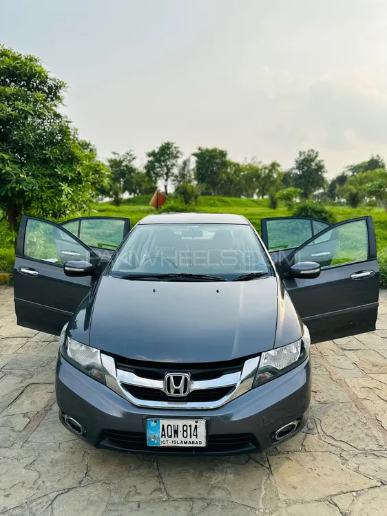 Honda City 2020 for Sale in Islamabad Image-1