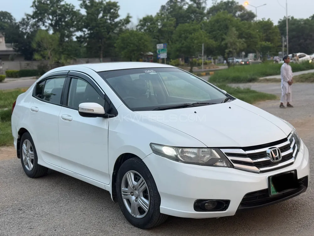 Honda City 2015 for Sale in Islamabad Image-1