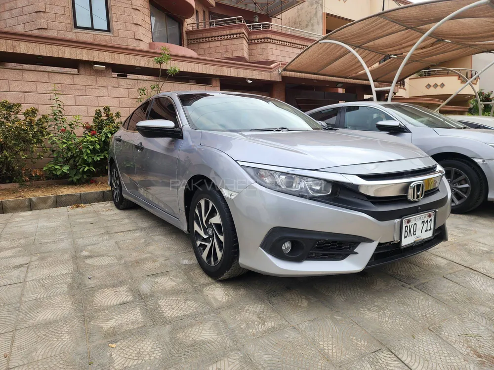 Honda Civic 2017 for Sale in Karachi Image-1