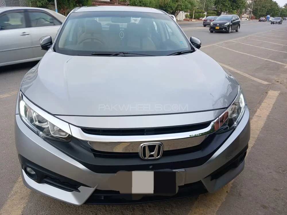 Honda Civic 2018 for Sale in Karachi Image-1