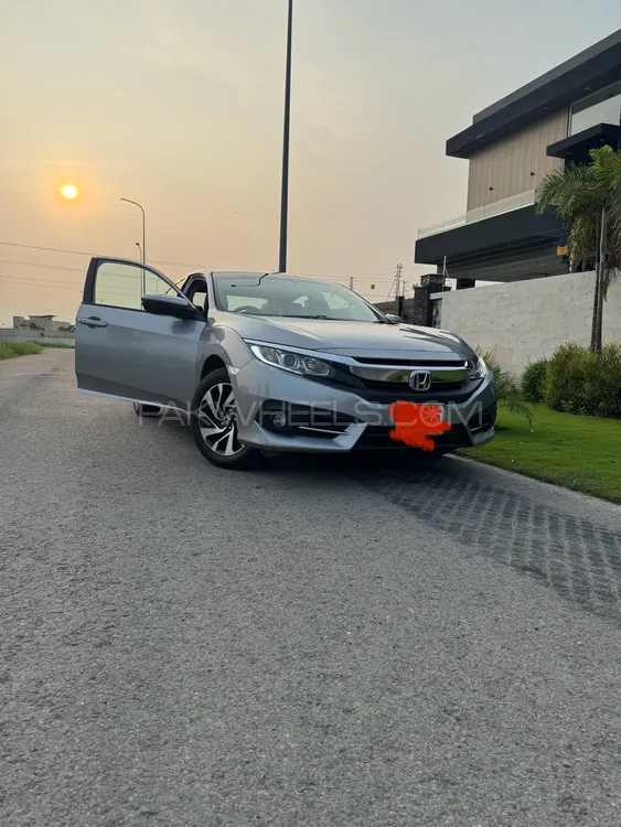 Honda Civic 2018 for Sale in Lahore Image-1