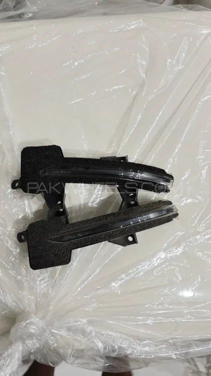 Honda civic side Mirror Indicator LED Pair - Model 2022-2025 Image-1