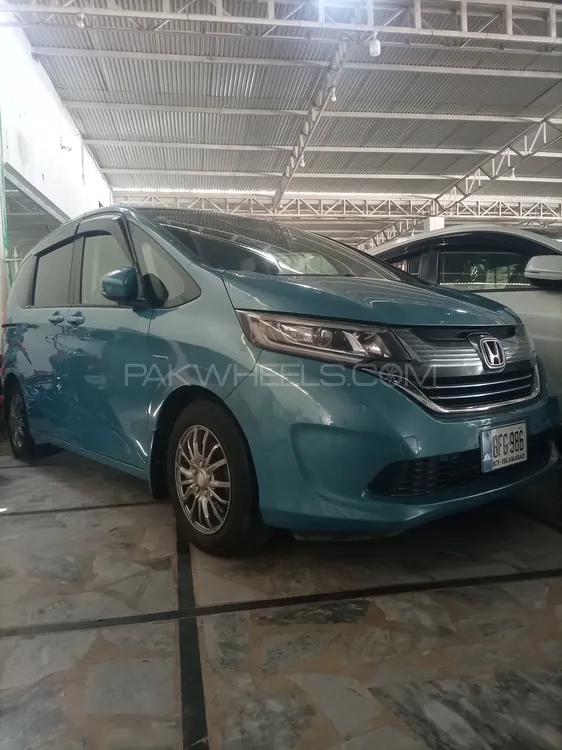 Honda Freed 2019 for Sale in Peshawar Image-1