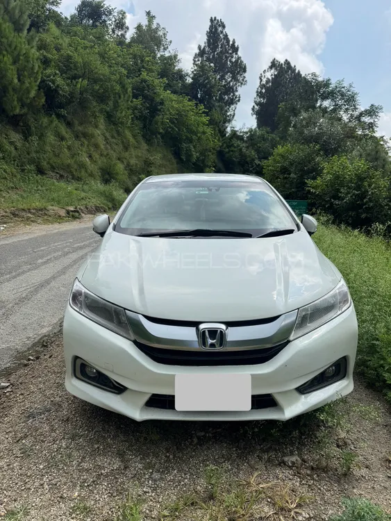 Honda Grace Hybrid 2015 for Sale in Rawalpindi Image-1