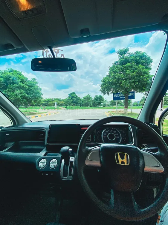 Honda Life 2013 for Sale in Islamabad Image-1