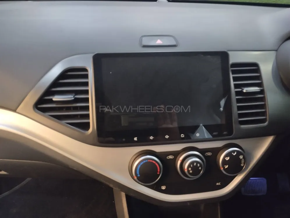 KIA Picanto 2025 for Sale in Lahore KIA Picanto 2025 for Sale in Lahore Image-4