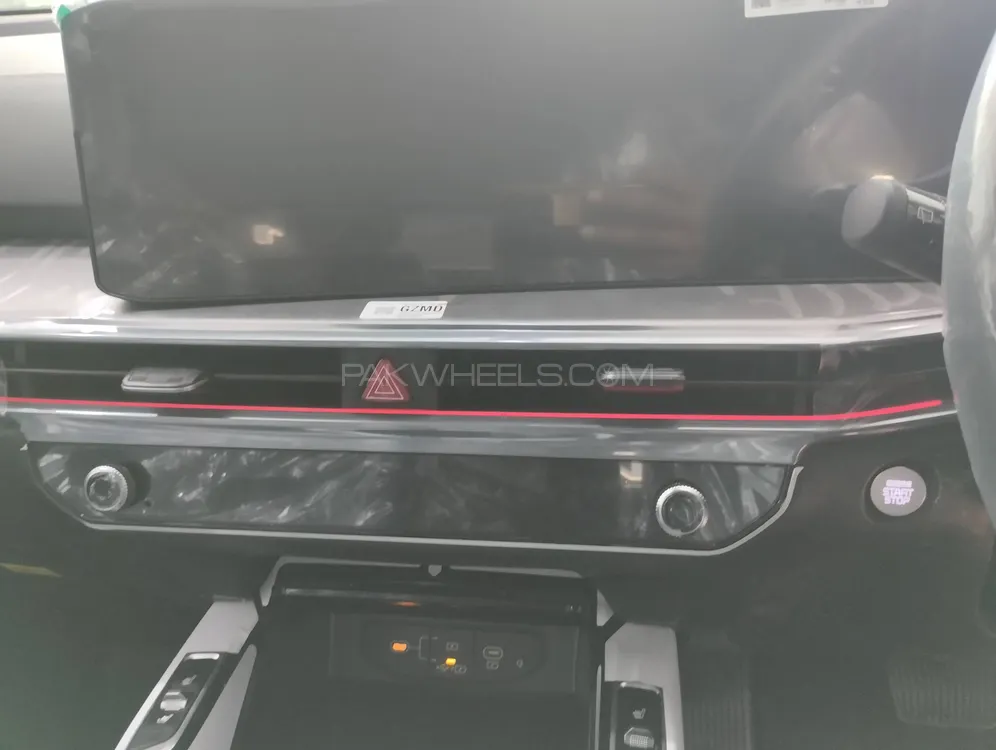 KIA Sorento 2025 for Sale in Lahore KIA Sorento 2025 for Sale in Lahore Image-10