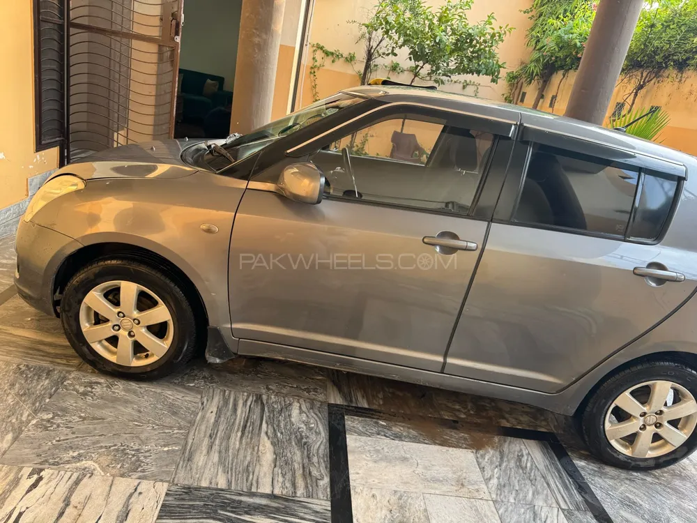 Suzuki Swift 2012 for Sale in Faisalabad Image-1