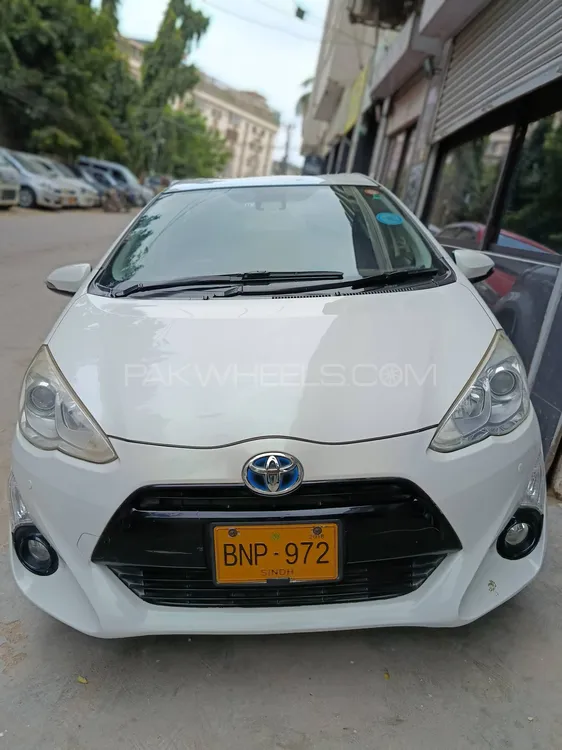 Toyota Aqua 2015 for Sale in Karachi Image-1