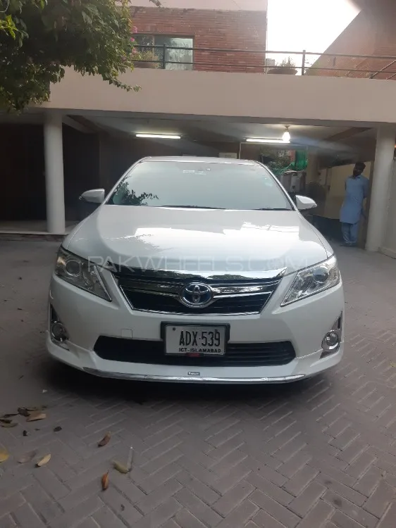 Toyota Camry 2013 for Sale in Lahore Image-1