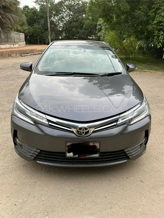 Toyota Corolla 2019 for Sale in Karachi Image-1
