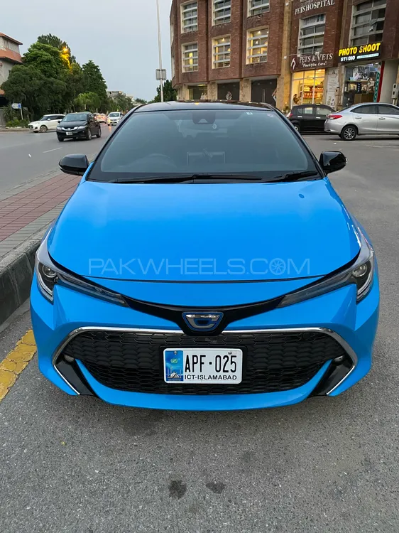 Toyota Corolla 2021 for Sale in Islamabad Image-1