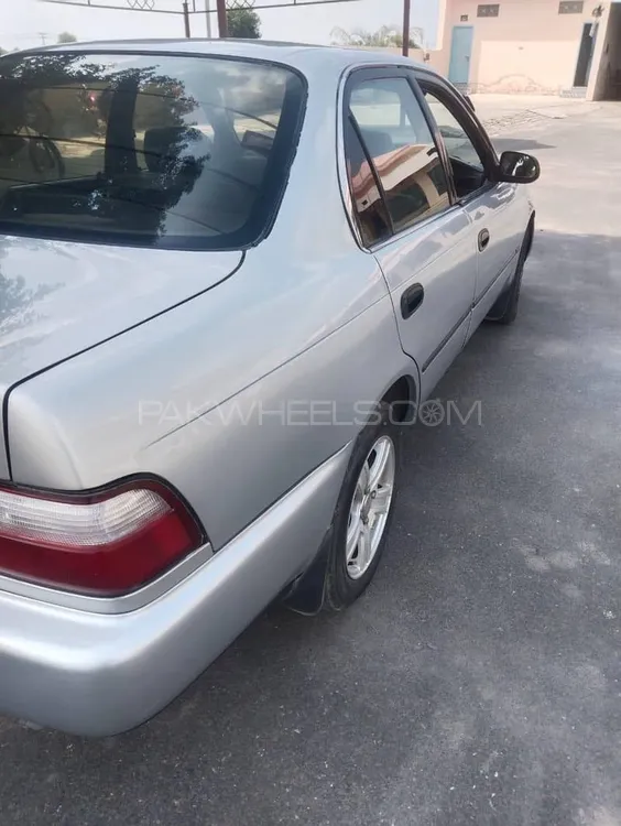 Toyota Corolla 2001 for Sale in Bahawalpur Image-1