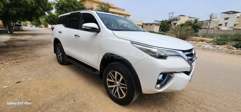 Toyota Fortuner 2017 for Sale in Karachi Image-1