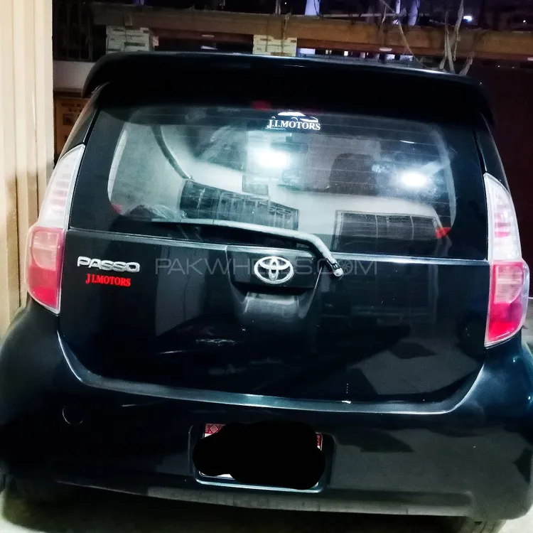 Toyota Passo 2010 for Sale in Karachi Image-1