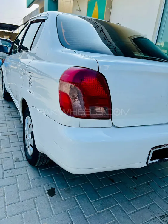 Toyota Platz 1999 for Sale in Nowshera Image-1