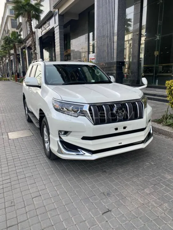 Toyota Prado 2019 for Sale in Lahore Image-1