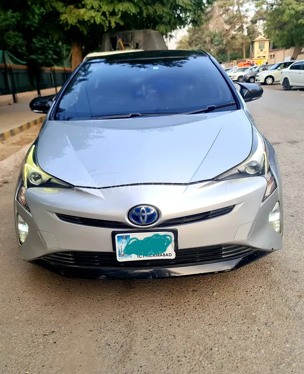 Toyota Prius 2015 for Sale in Quetta Image-1