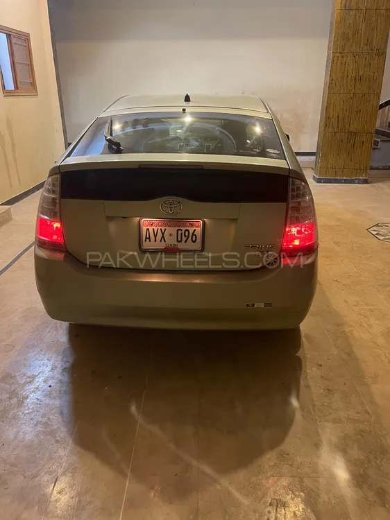 Toyota Prius 2007 for Sale in Karachi Image-1