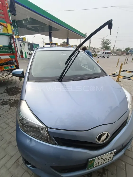Toyota Vitz 2014 for Sale in Lahore Image-1