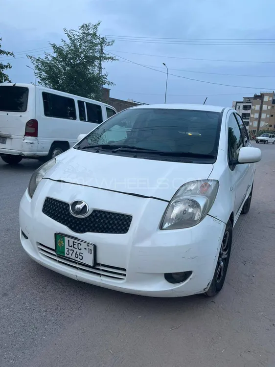 Toyota Vitz 2007 for Sale in Islamabad Image-1