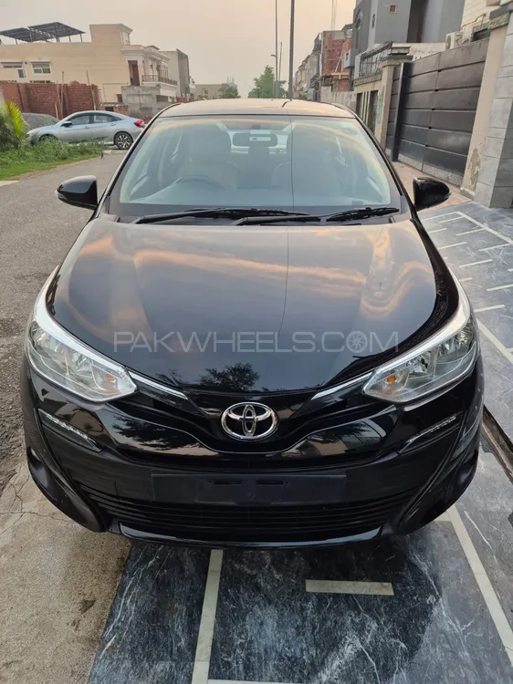 ٹویوٹا یارس سیڈان 2023 for Sale in لاہور Image-1
