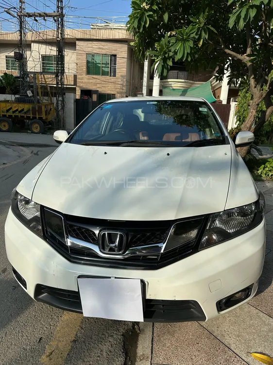 Honda City 2018 for Sale in Lahore Image-1