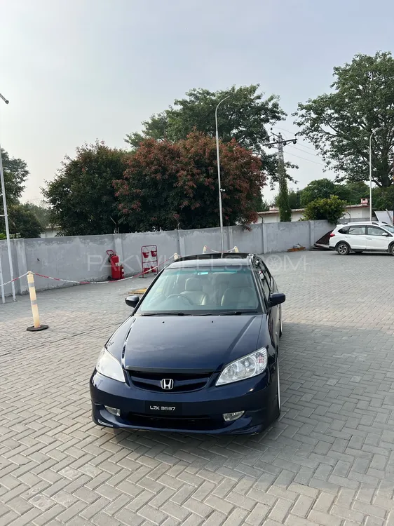 Honda Civic 2004 for Sale in Sialkot Image-1