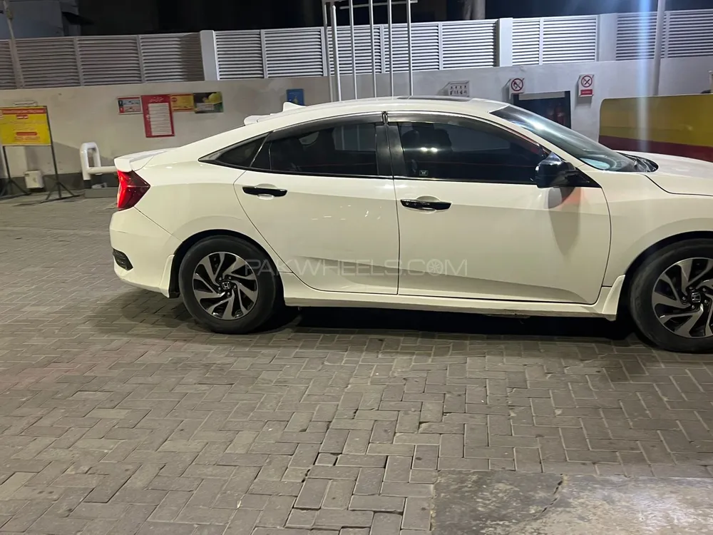 Honda Civic 2017 for Sale in Lahore Image-1