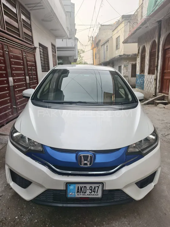 Honda Fit 2014 for Sale in Islamabad Image-1