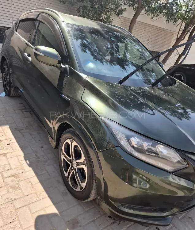 Honda Vezel 2014 for Sale in Karachi Image-1