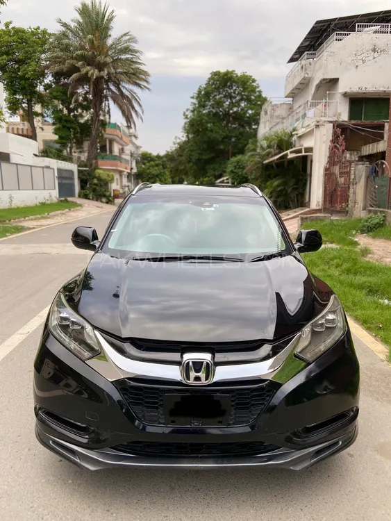 Honda Vezel 2016 for Sale in Lahore Image-1