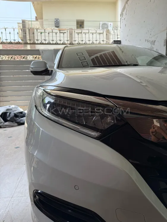 Honda Vezel 2020 for Sale in Okara Image-1