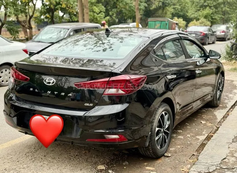 Hyundai Elantra 2022 for Sale in Faisalabad Image-1