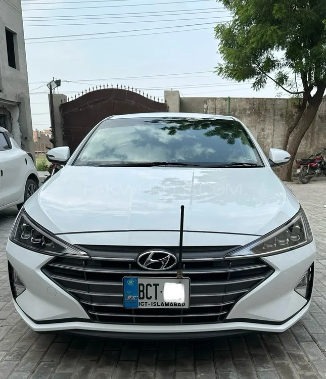 Hyundai Elantra 2023 for Sale in Faisalabad Image-1