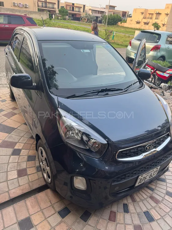 KIA Picanto 2023 for Sale in Lahore Image-1