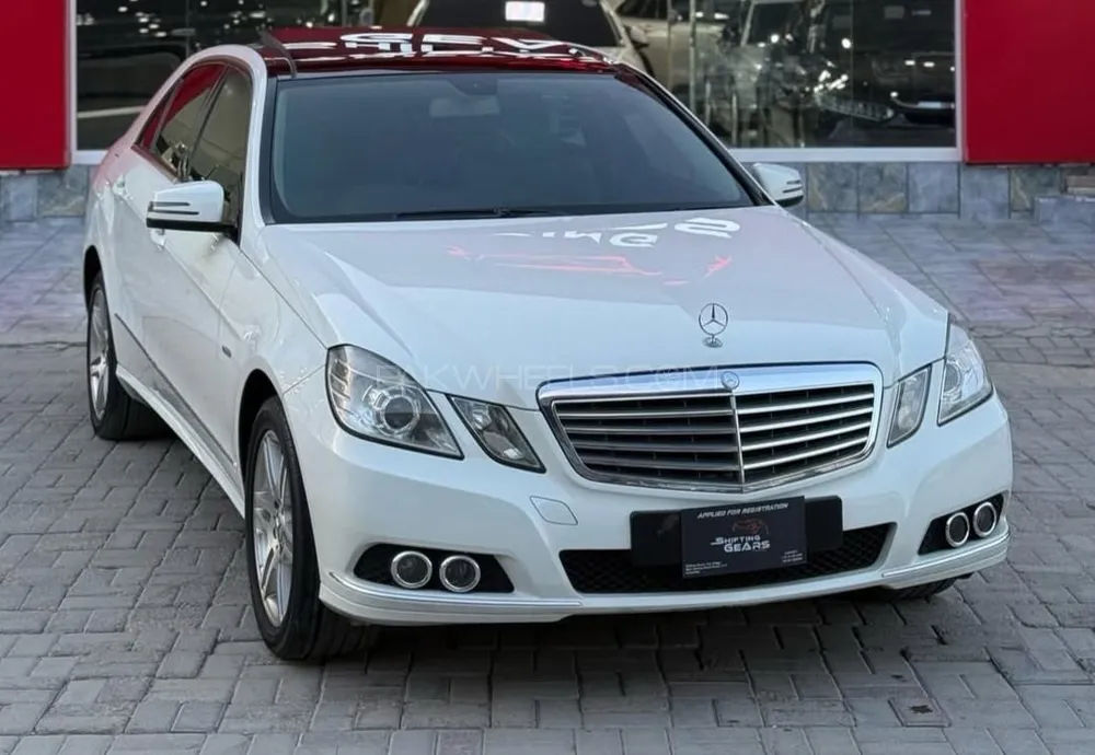 Mercedes Benz E Class 2012 for Sale in Islamabad Image-1