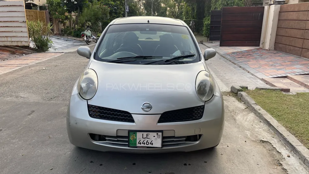 Nissan March 2002 for Sale in Lahore Image-1