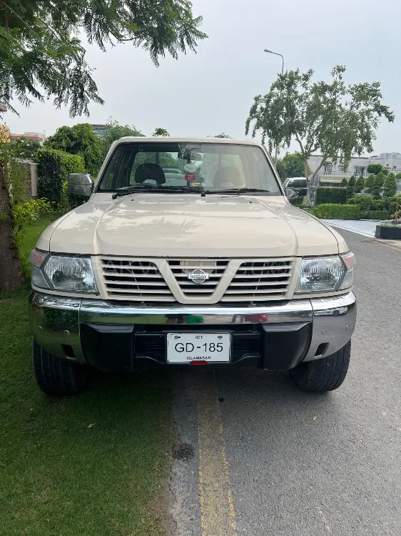 Nissan Patrol 2002 for Sale in Lahore Image-1
